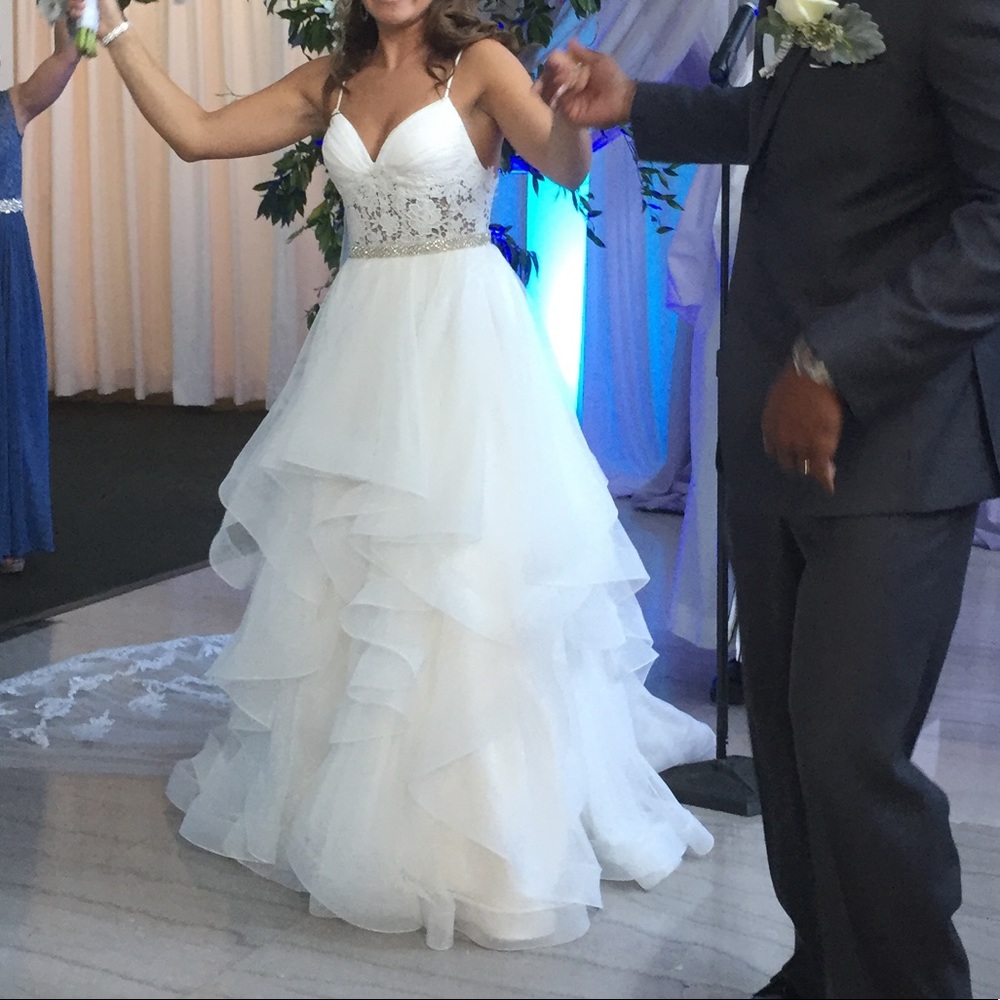 Mikaella Bridal Wedding Dress Bride lace wedding gown - Picture 6 of 8